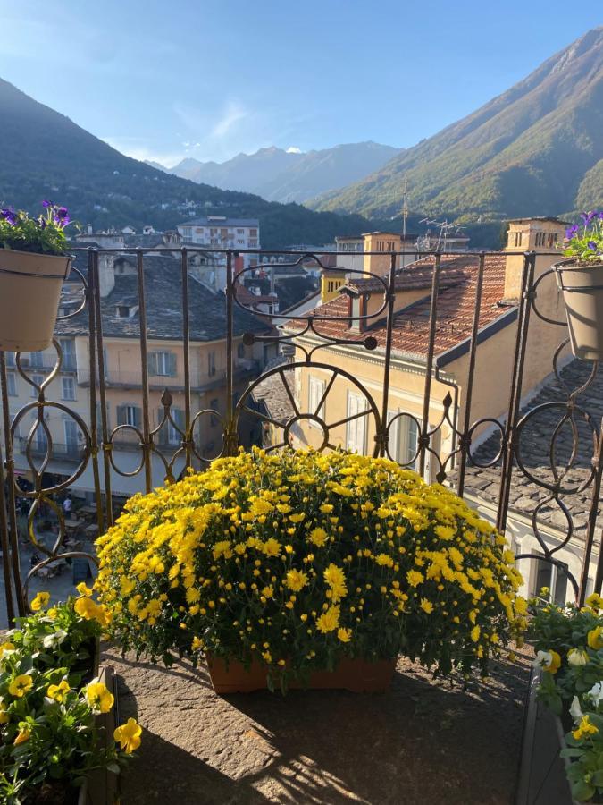 Antica Dimora Del Mercato Domodossola Exteriör bild